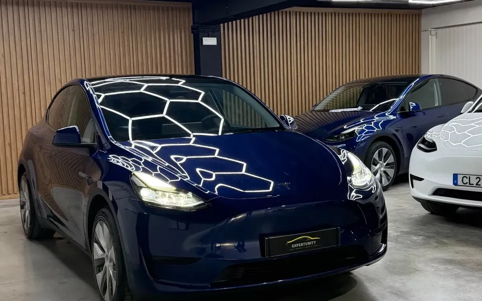 Tesla Model Y Standard
