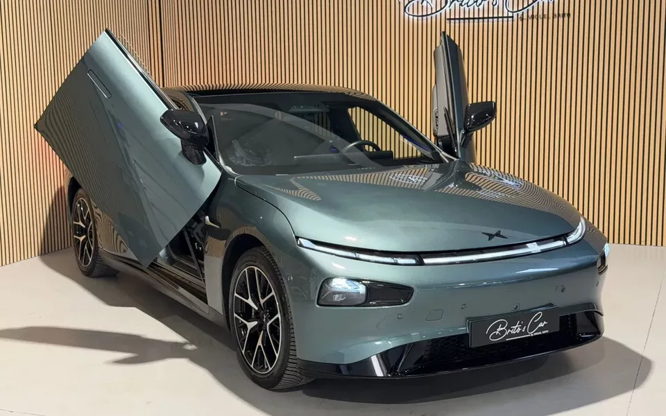 Xpeng P7i AWD Wing Edition