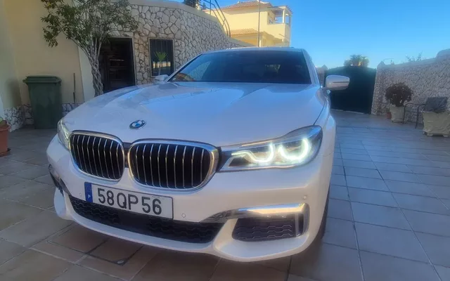 BMW 730