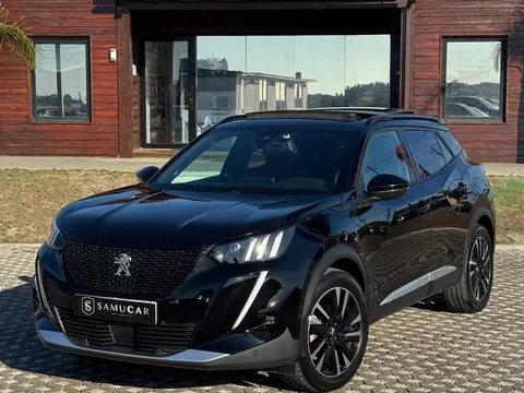 Peugeot e-2008 GT