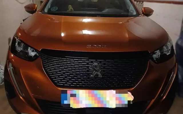 PEUGEOT 2008 Allure BlueHDI 100 S&S BVM6