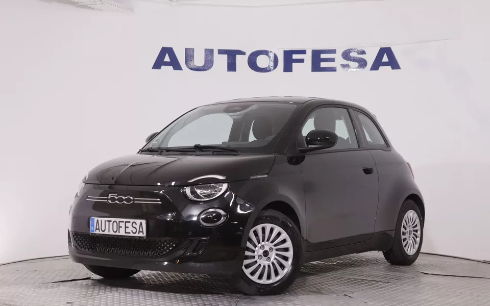 Fiat 500e 500e ELECTRICO 95CV AUTO 3P # IVA DEDUCIBLE,NAVI,PARKTRONIC,CAMARA TRASERA