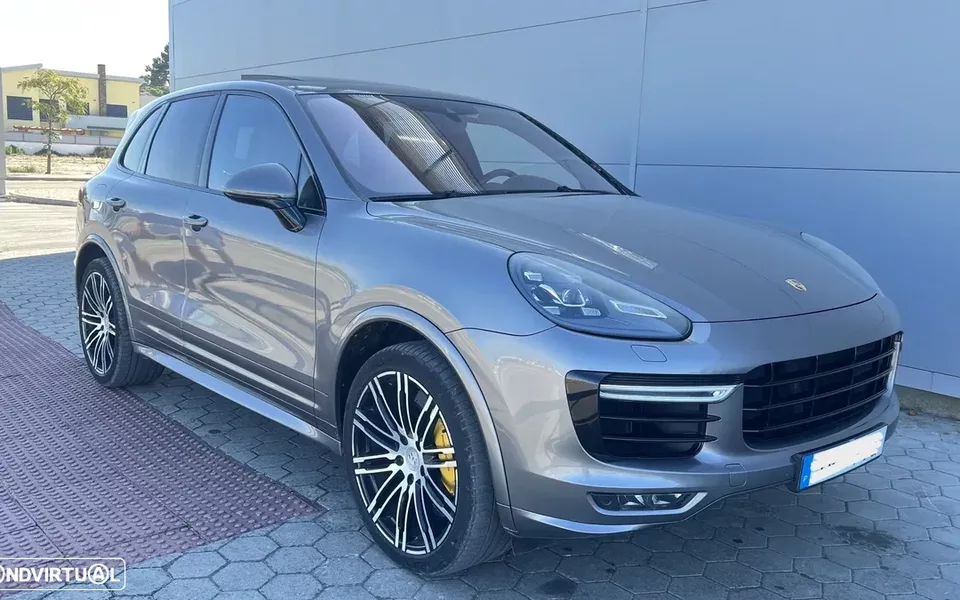 Porsche Cayenne Turbo S Tiptronic S