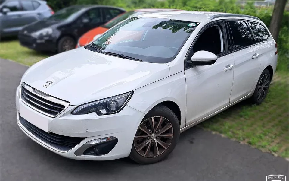 Peugeot 308 SW 1.6 BlueHDi Allure EAT6