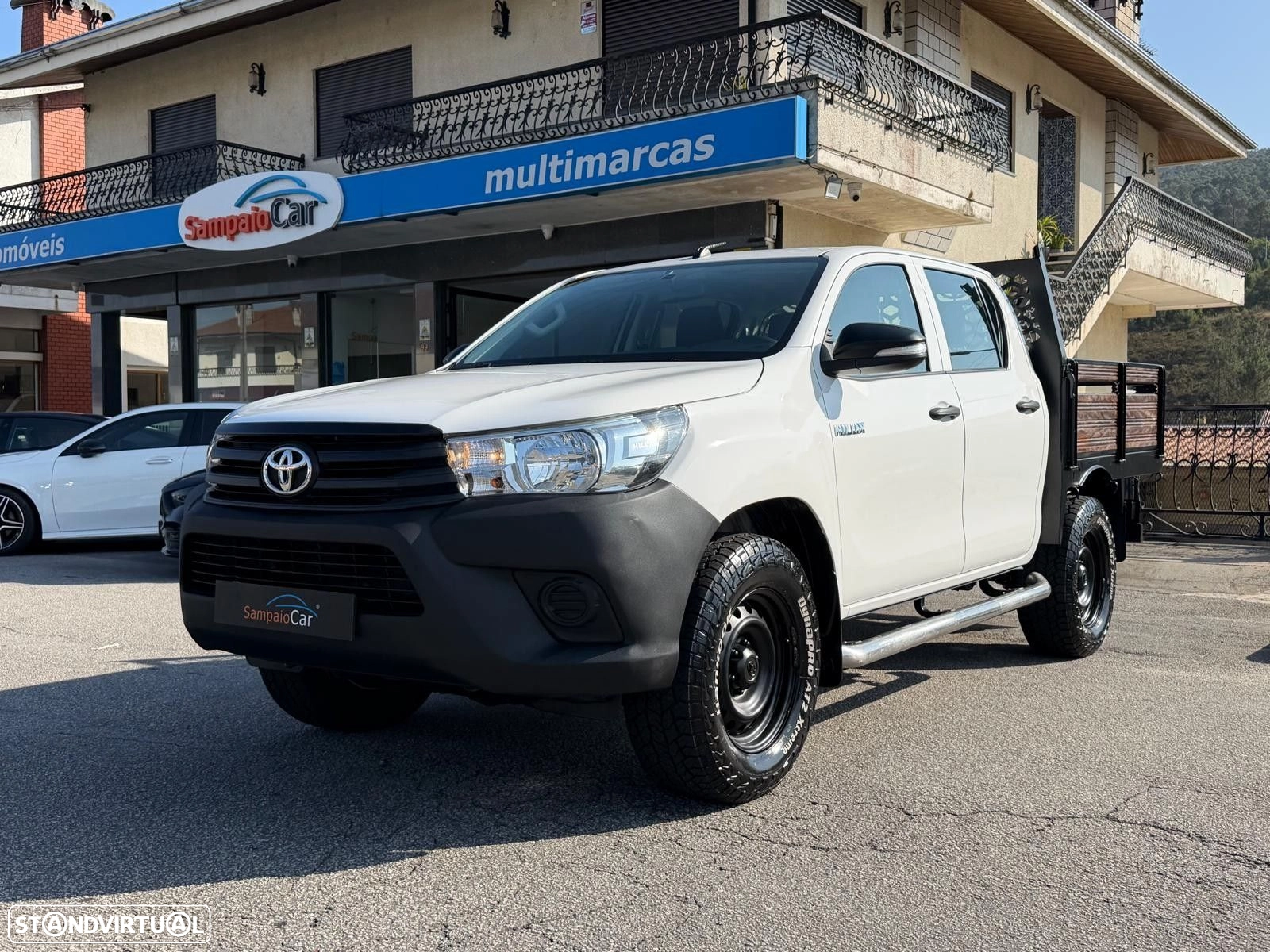 Toyota Hilux 2.4 D-4D 4WD CD CH