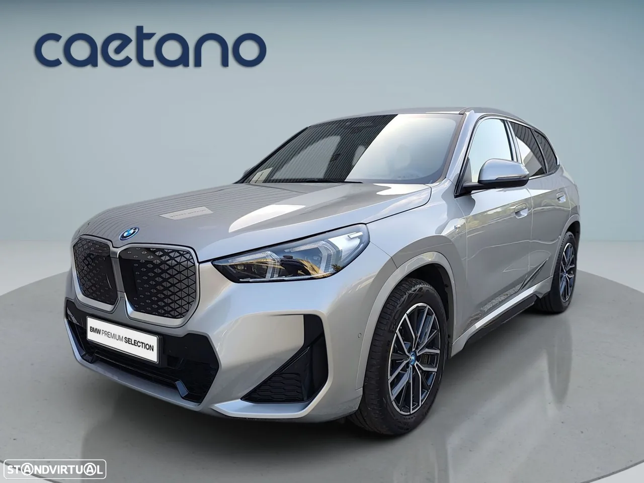 BMW iX1 eDrive20 Pack Desportivo M