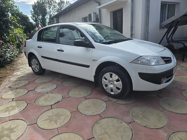 Renault Megane 2. Fabricatie 2009 Facelift -Eco-1400 Benzina .90 Cp.Euro 4!150000km .Pret 1800 EURO