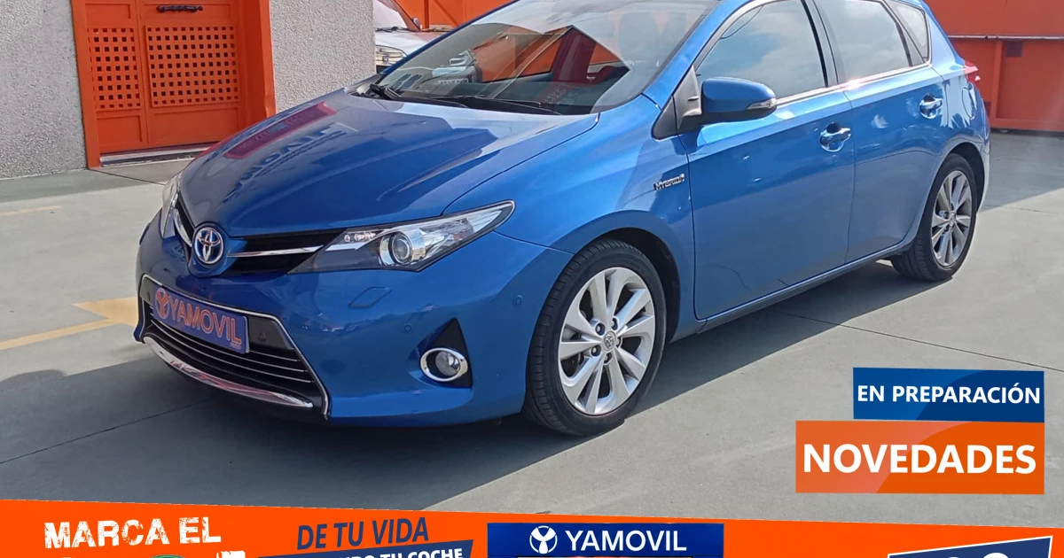 Toyota Auris Hybrid Active 100 kW (136 CV)