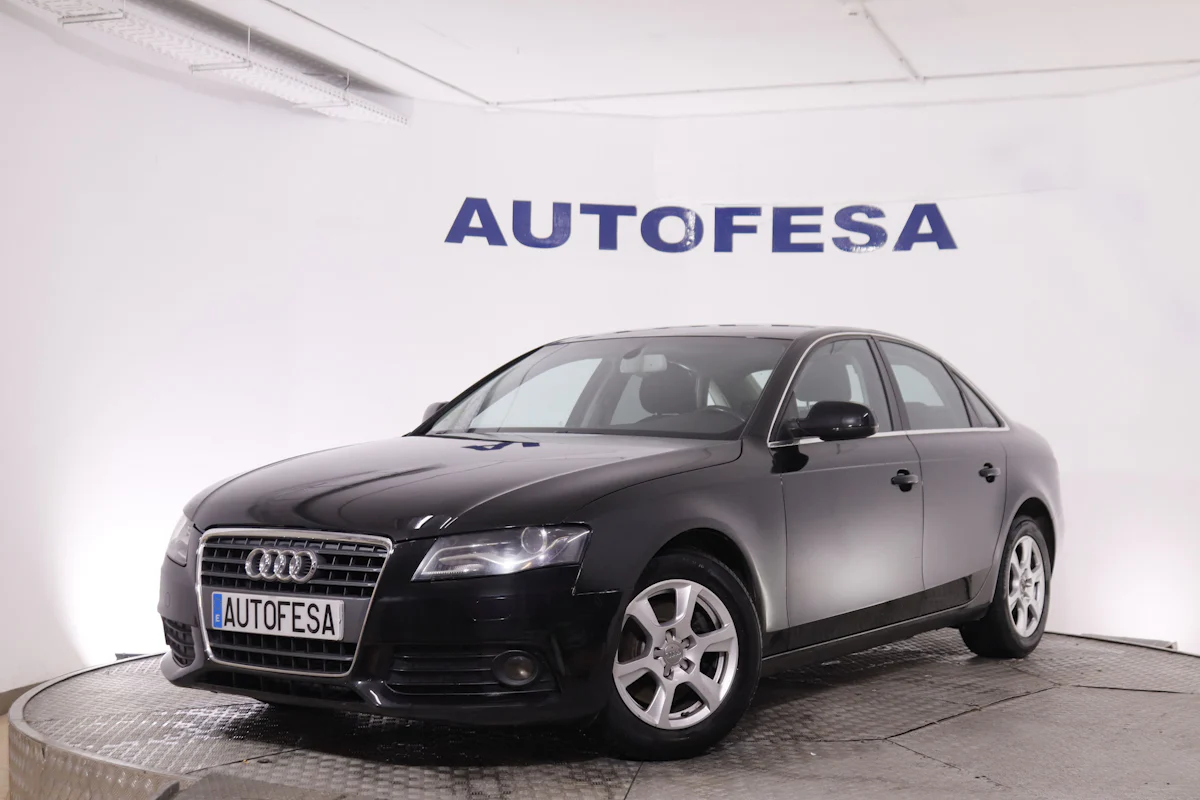 Audi A4 2.0 TDI MULTITRONIC AUTO 143CV 4P # PARKTRONIC