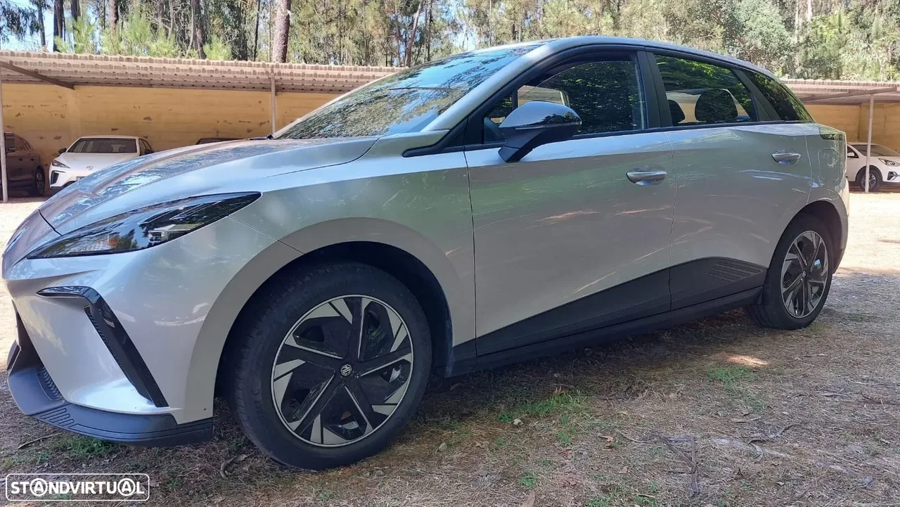 MG MG4 51 kWh Standard