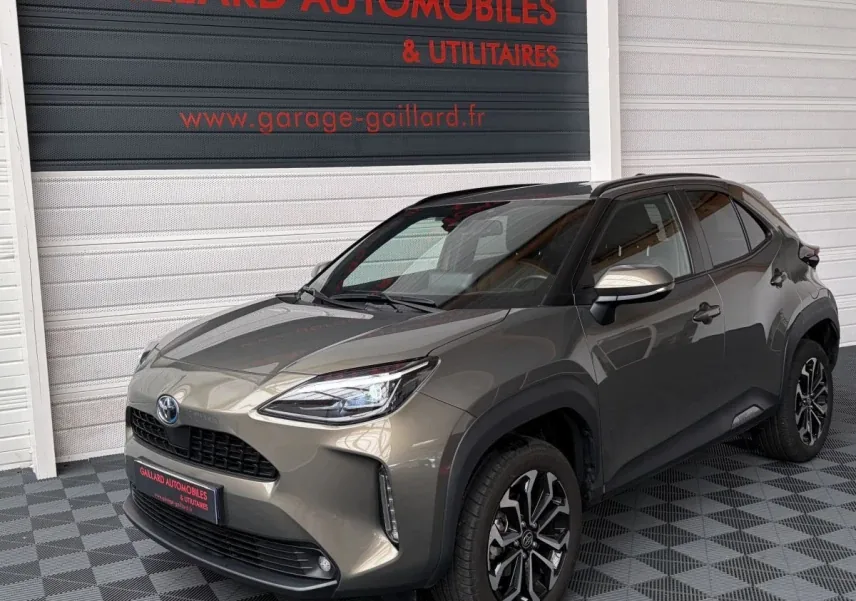 TOYOTA YARIS CROSS