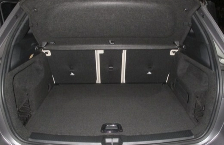 MERCEDES - Classe B - B 180 d