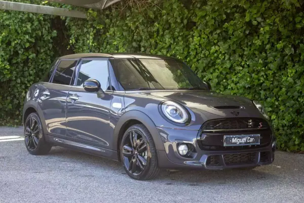 MINI 5 Portas 2019 Cooper SD Auto Desportiva
