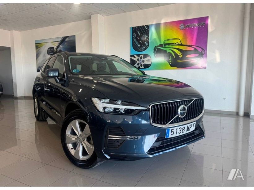 VOLVO XC60 XC60 B4 Core AWD Aut.