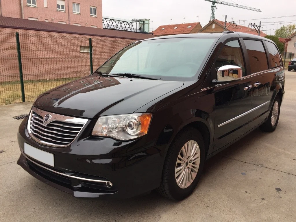 LANCIA Voyager Voyager 2.8CRD Platinum 177 Aut.