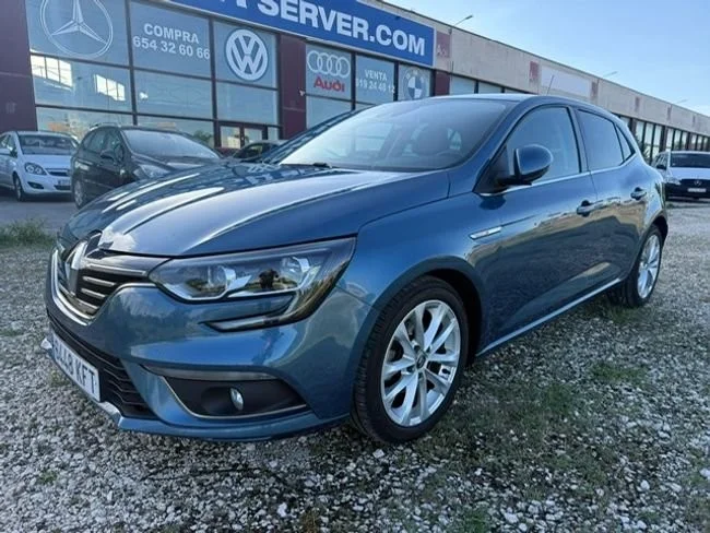 RENAULT Mégane Berlina Zen Energy TCe 97 kW