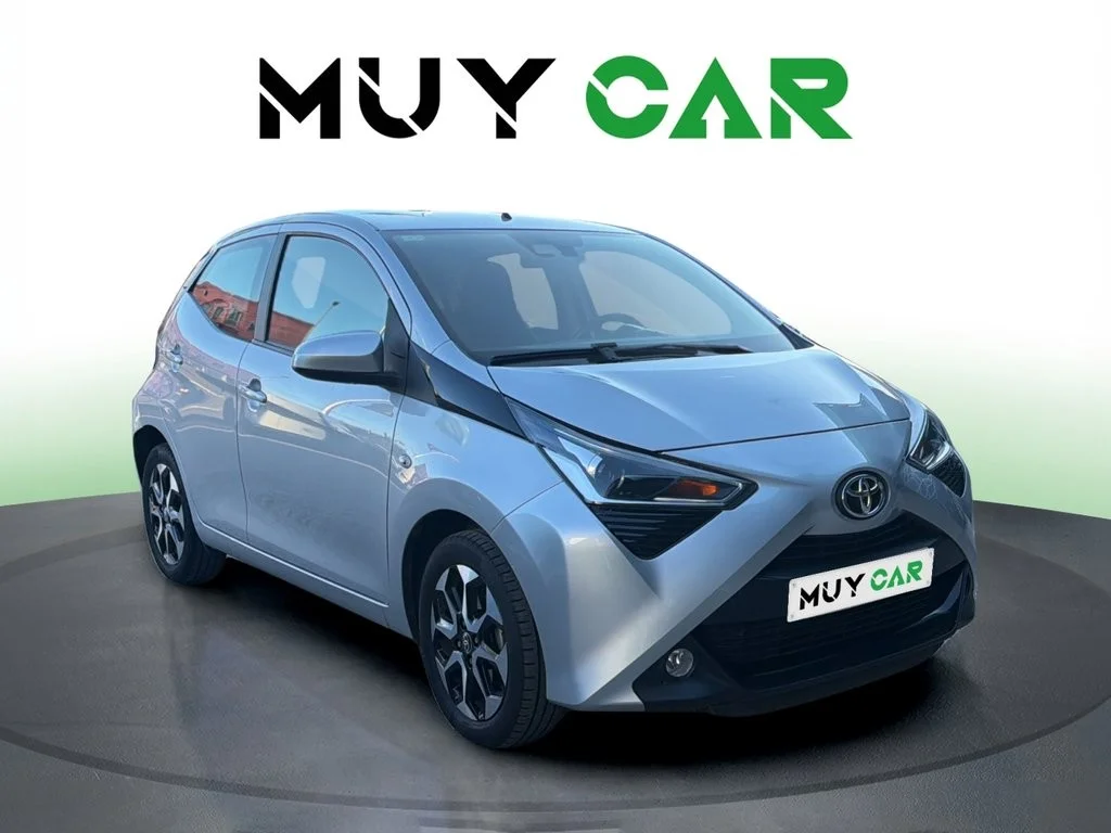 TOYOTA Aygo Aygo 70 x-play