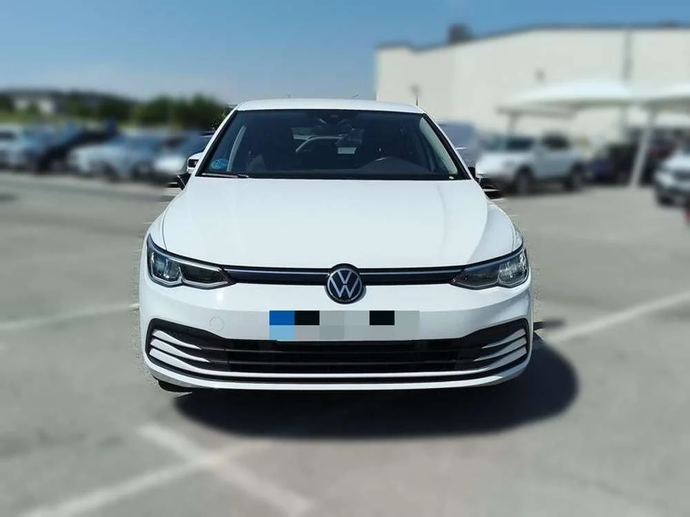 VOLKSWAGEN Golf 1.0 eTSI Life DSG 81kW