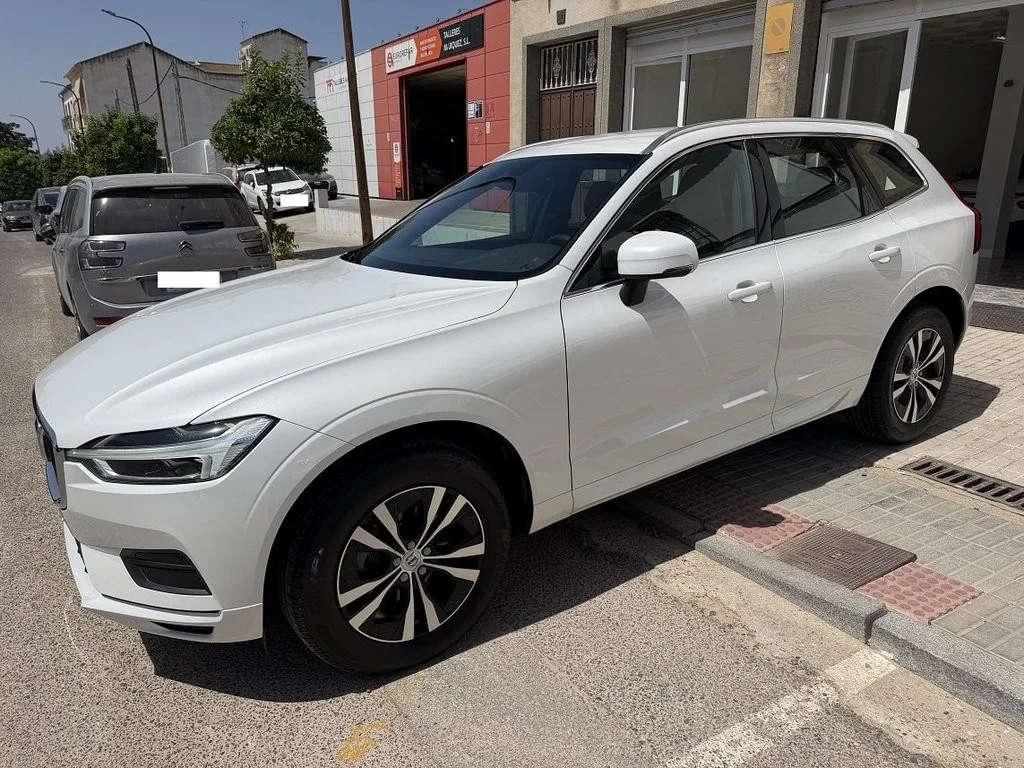 VOLVO XC60 XC60 D4 Momentum Aut.