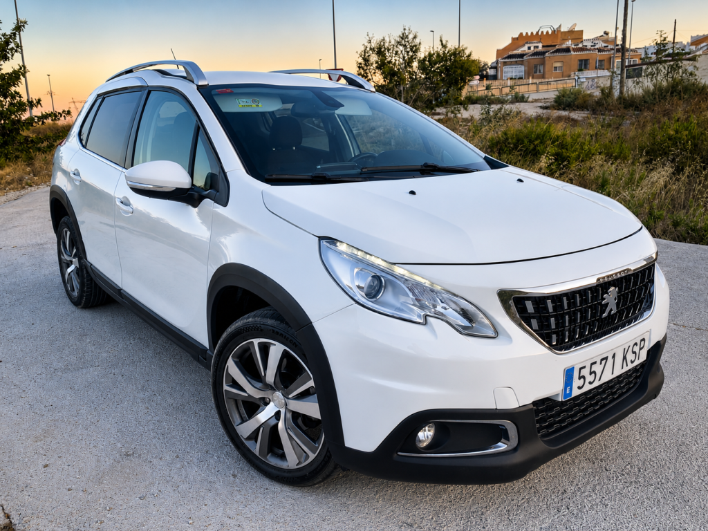 PEUGEOT 2008 2008 1.2 PureTech S&S Allure EAT6 110