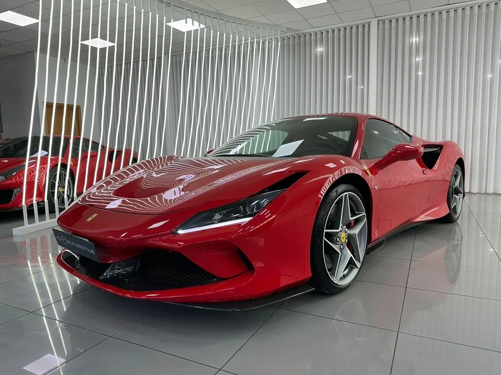 FERRARI F8 Tributo F8 TRIBUTO