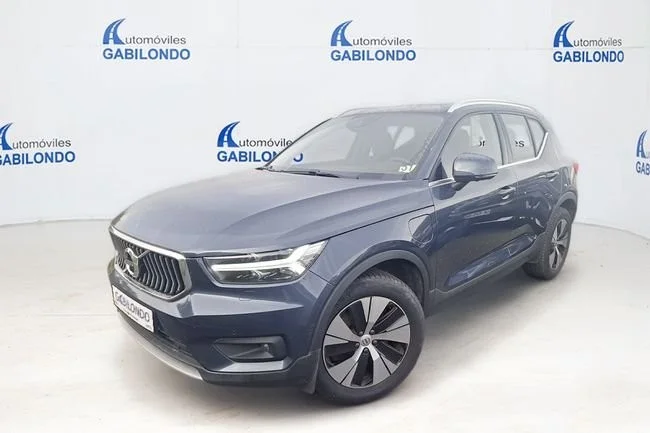 VOLVO XC40 1.5 T4 Twin Recharge Core Auto
