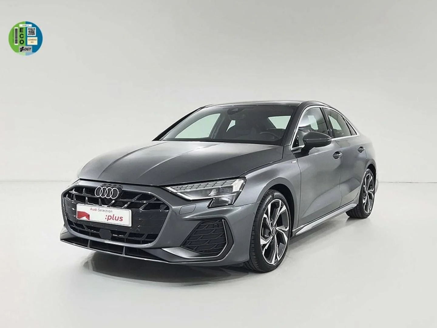 AUDI A3 A3 Sedán TFSI S line S tronic 110kW
