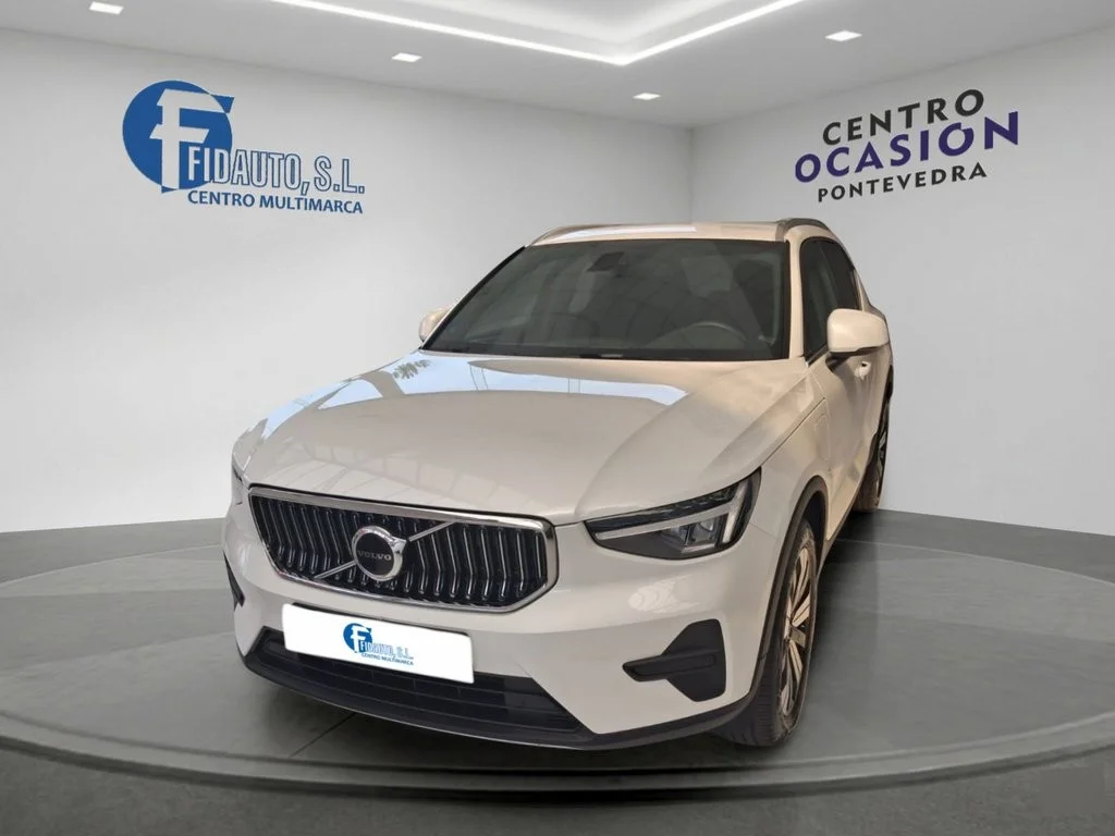 VOLVO XC40 1.5 T4 Recharge PHEV Core Auto