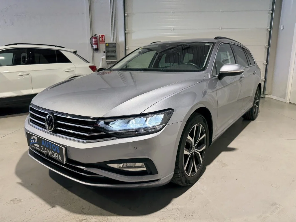 VOLKSWAGEN Passat Passat Variant 1.5 TSI ACT Executive DSG7 110kW