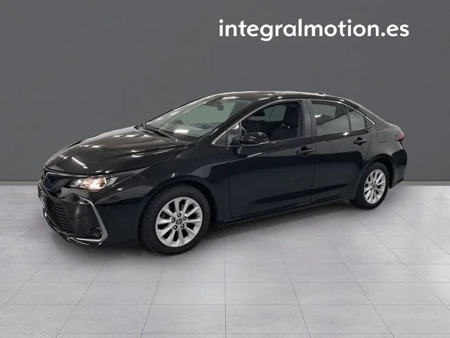 TOYOTA Corolla Sedán 125H Active Tech