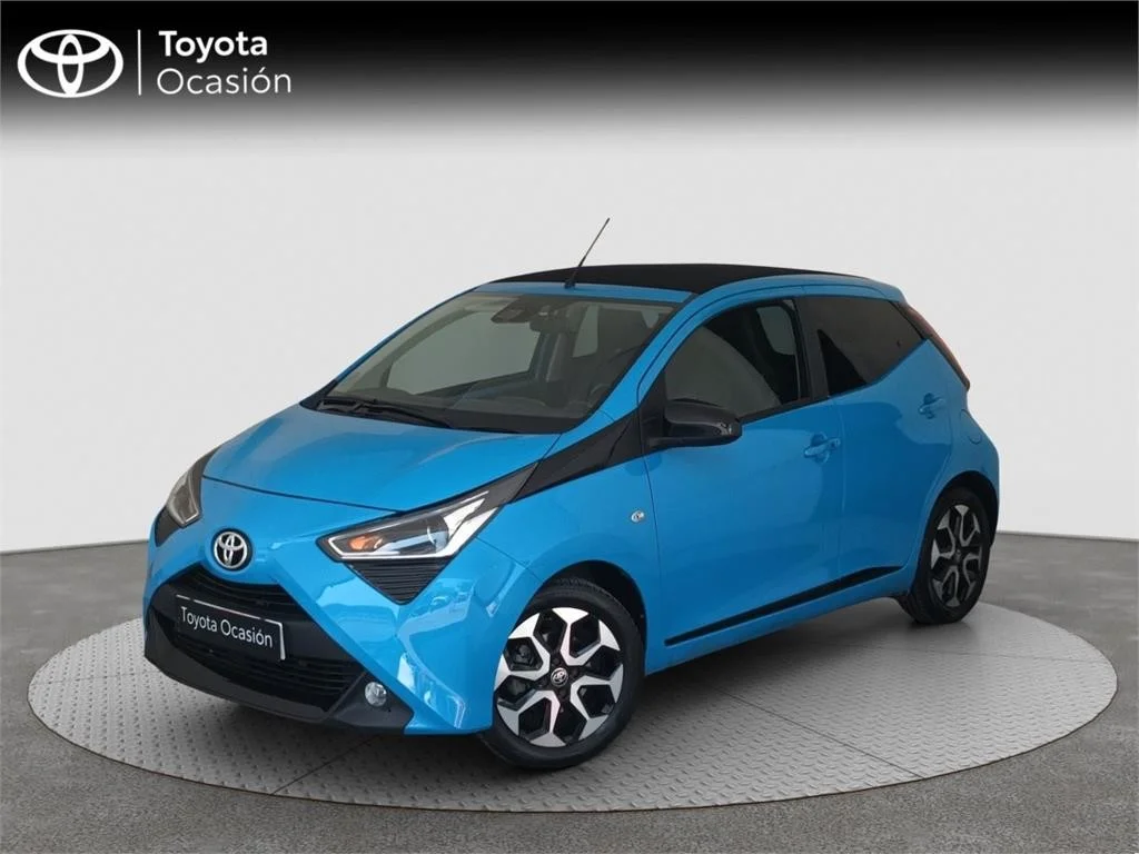 TOYOTA Aygo Aygo 70 x-wave x-shift