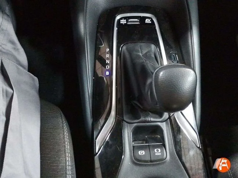 TOYOTA Corolla 140H Style