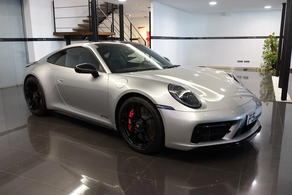 PORSCHE 911 911 Carrera 4 GTS Coupé PDK