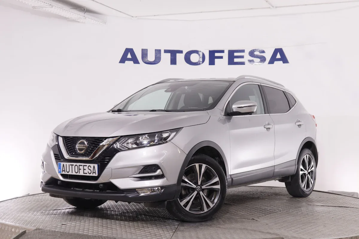Nissan Qashqai 1.3 DIG-T N-CONNECTA 140CV 5P #TECHO PANORAMICO,NAVY,CAMARA 360