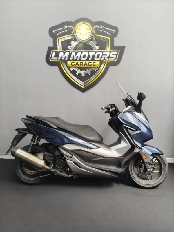 Honda Forza 2018 300