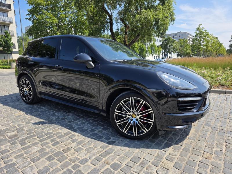 Porsche CAYENNE GTS 2014