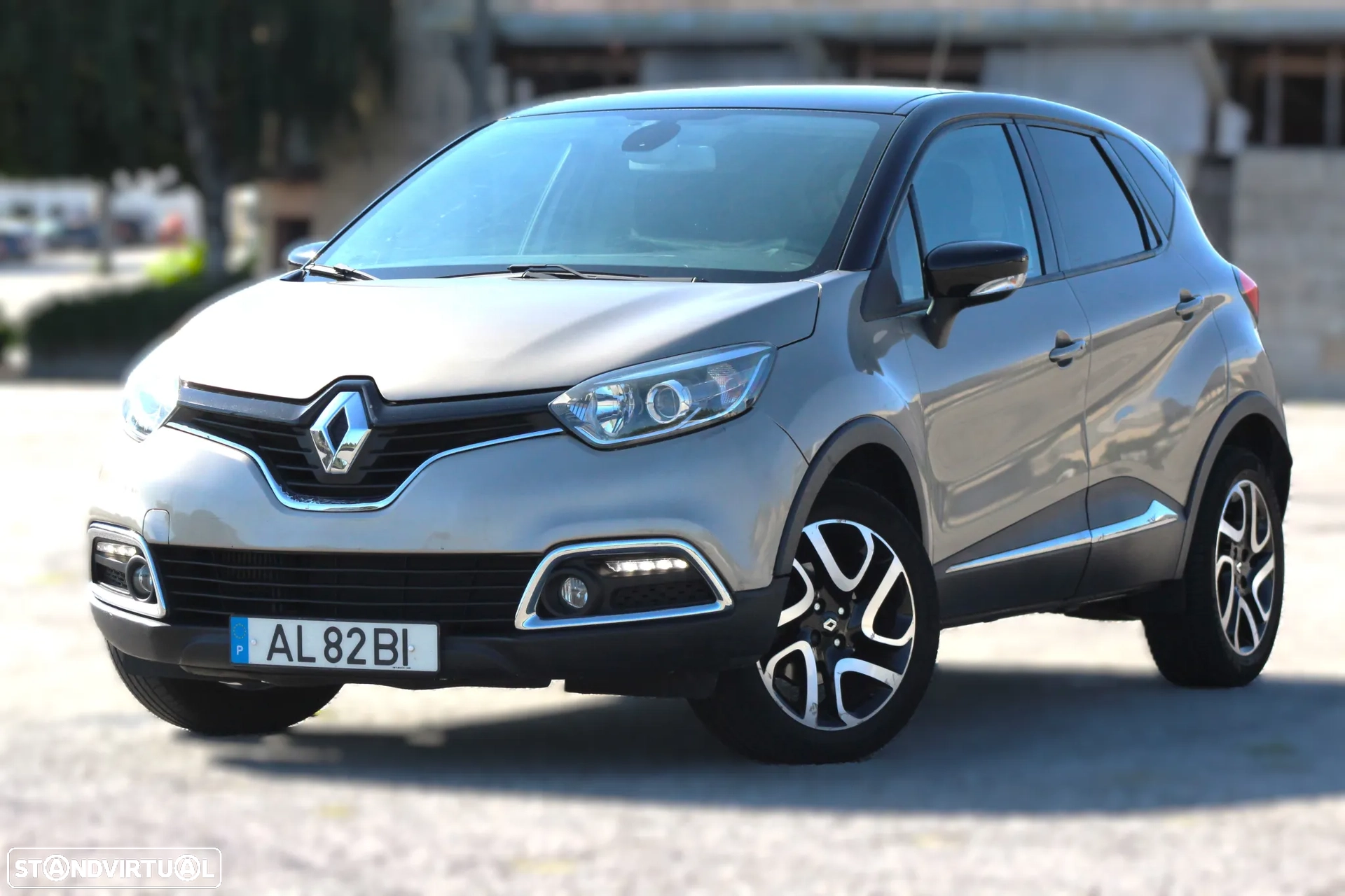 Renault Captur ENERGY TCe 120 EDC LIMITED