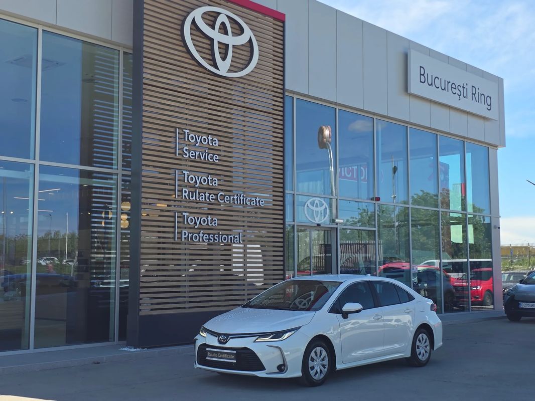 Toyota Corolla 1.8 HSD Business Hybrid 122 CP