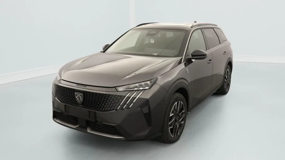 Peugeot 5008 Gt 1.2 HYBRID 145 Zéro km immatriculé