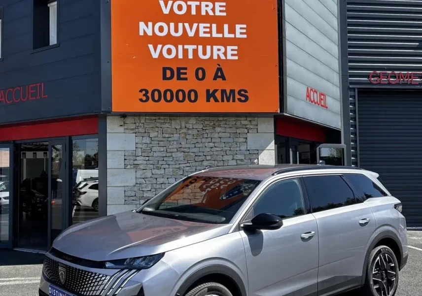 PEUGEOT 5008