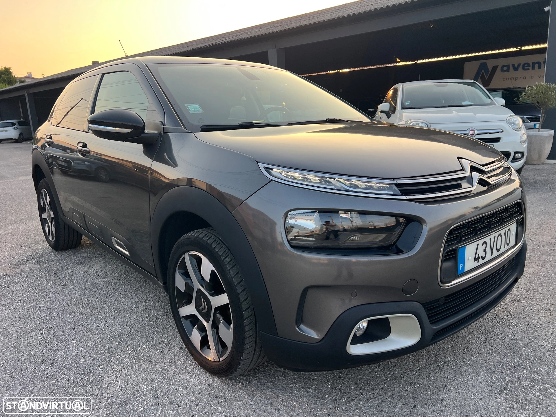 Citroën C4 Cactus 1.2 PureTech Shine Pack