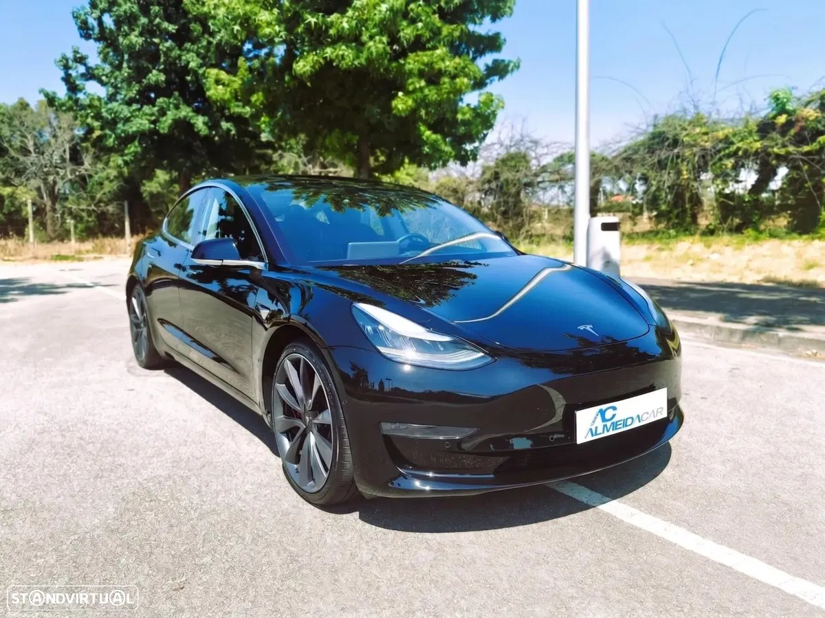Tesla Model 3 Long Range AWD Dual Motor Performance