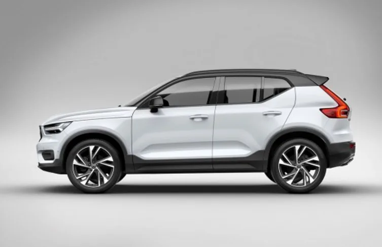 VOLVO - XC40 - XC40 2.0 T5 R-Design