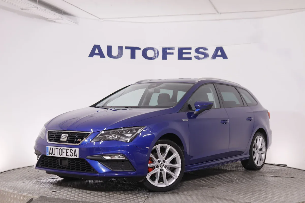 Seat Leon 1.5 TGI FR 130CV GAS GNC 5P # PARKTRONIC,CAMARA TRASERA,FAROS LED,