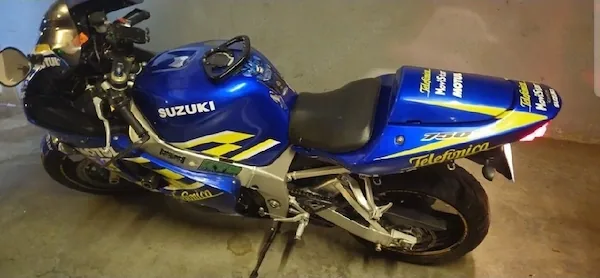 Suzuki gsxr 750