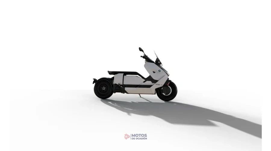 BMW CE 04