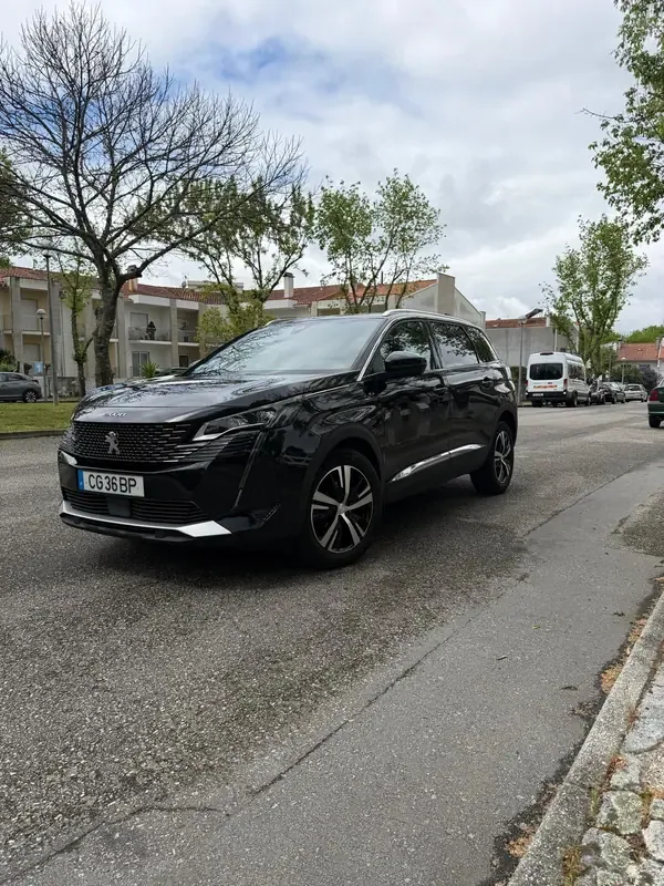 Peugeot 5008 2023 5008 GT 1.2 PureTech 130cv EAT8 | 7 Lugares | 2023 | 24.716 km