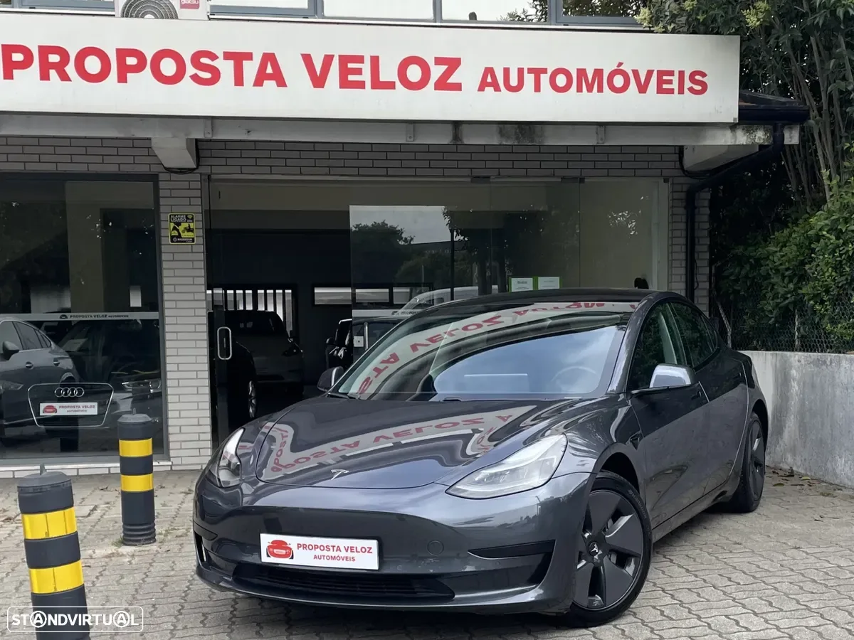 Tesla Model 3 Standard Range Plus RWD
