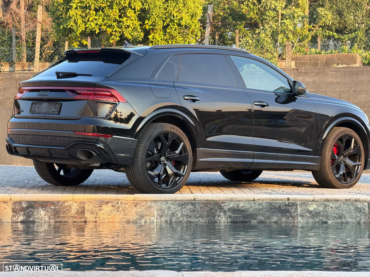 Audi RS Q8 4.0 TFSI quattro Tiptronic