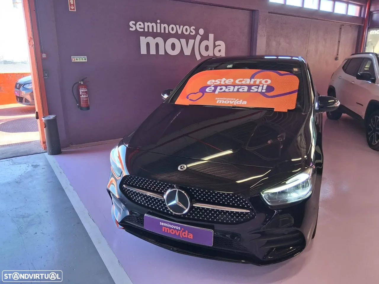 Mercedes-Benz B 180
